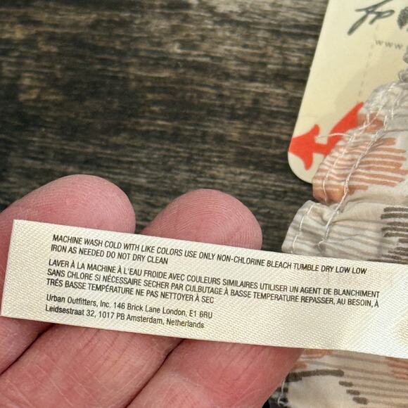 Free People Movement Way Home Short Womens Small‎ Ivory Combo Pink Gray Athletic - Picture 8 of 14